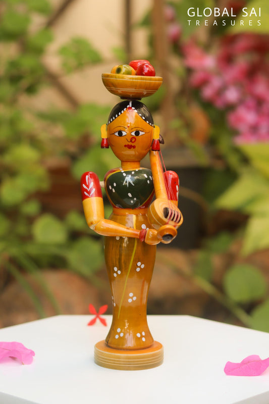Traditional singer